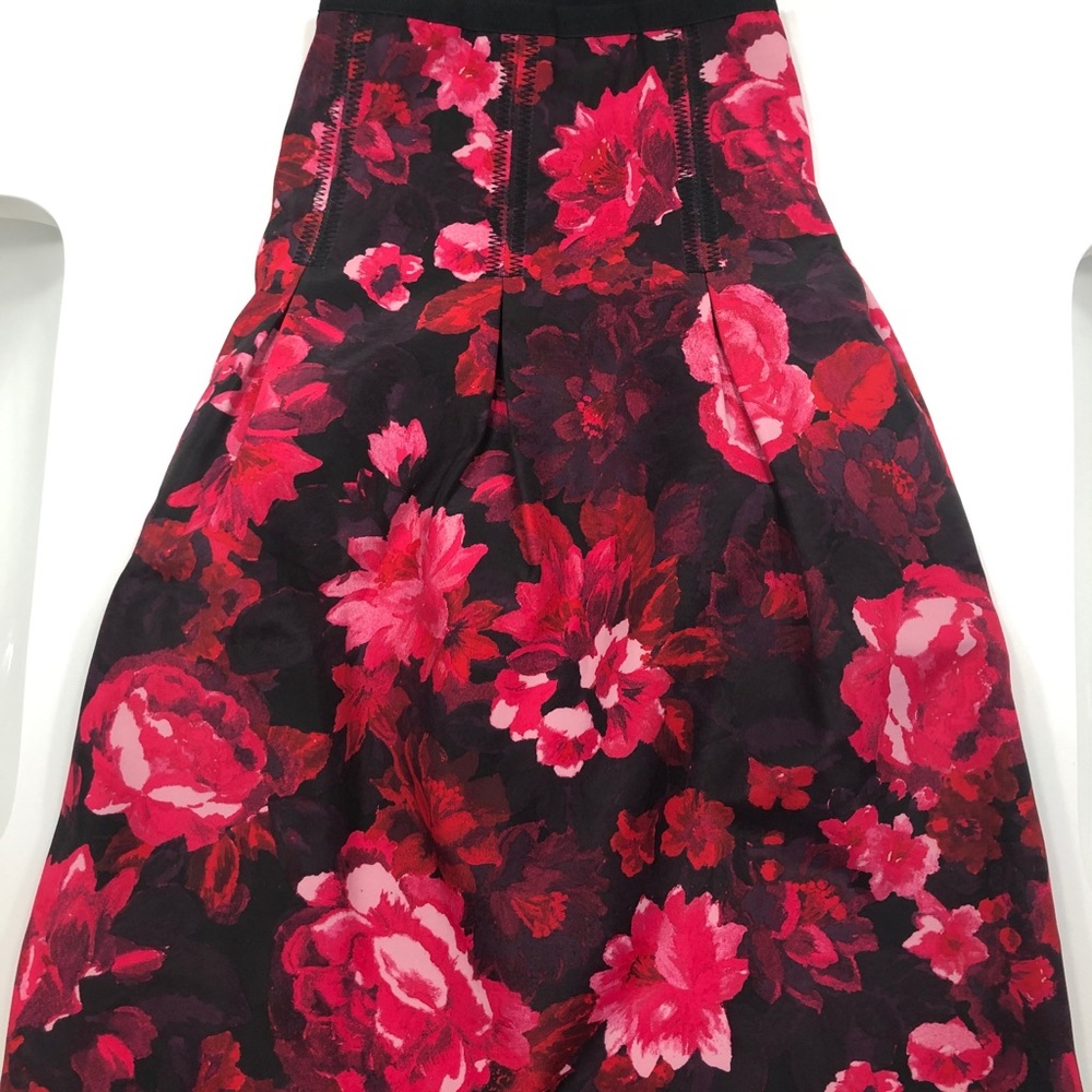 Gap Flare skirt in rose pattern